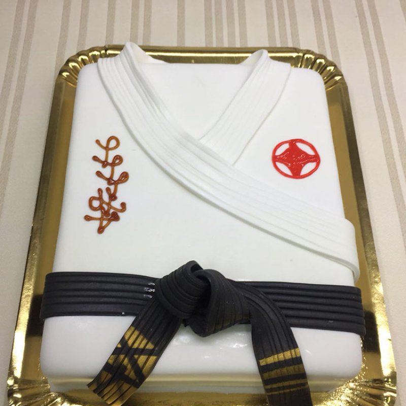 Tort Kimono